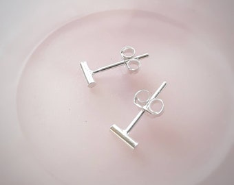 Silver bar earrings, tiny bar studs, 925 sterling silver earrings, second piercing, mini bar earrings, minimalist studs, modern studs