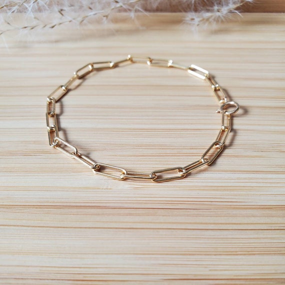 Gold paperclip link chain bracelet