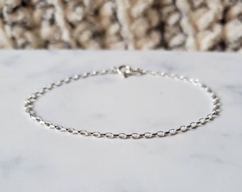 Delicate sterling silver chain bracelet, drawn oval chain, 925 silver bracelet, simple chain, essential chain, layering bracelet, dainty