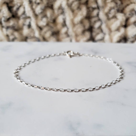 Delicate sterling silver chain bracelet