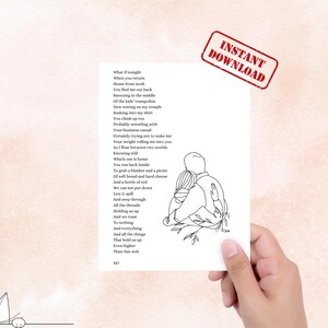Una piccola poesia unica nel suo genere, accuratamente realizzata e inserita in un biglietto d'auguri PDF scaricabile di dimensioni 5 x 7, per i momenti in cui vuoi sentirti al caldo a casa.