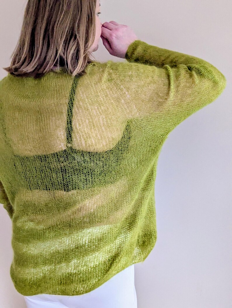 Luxurious Silk-Kid-Mohair Sweater: Boat Neck, Long Sleeves, Straight Fit image 2