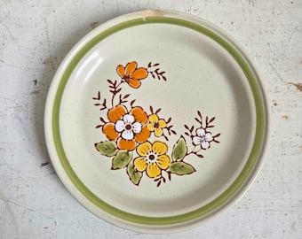Vintage 70s Country Casual "Spring Garden" 7.5 in Salad Plate, With Chip, AS-IS