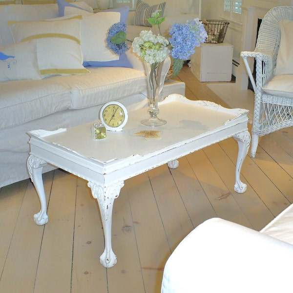 Coffee table     shabby chic vintage