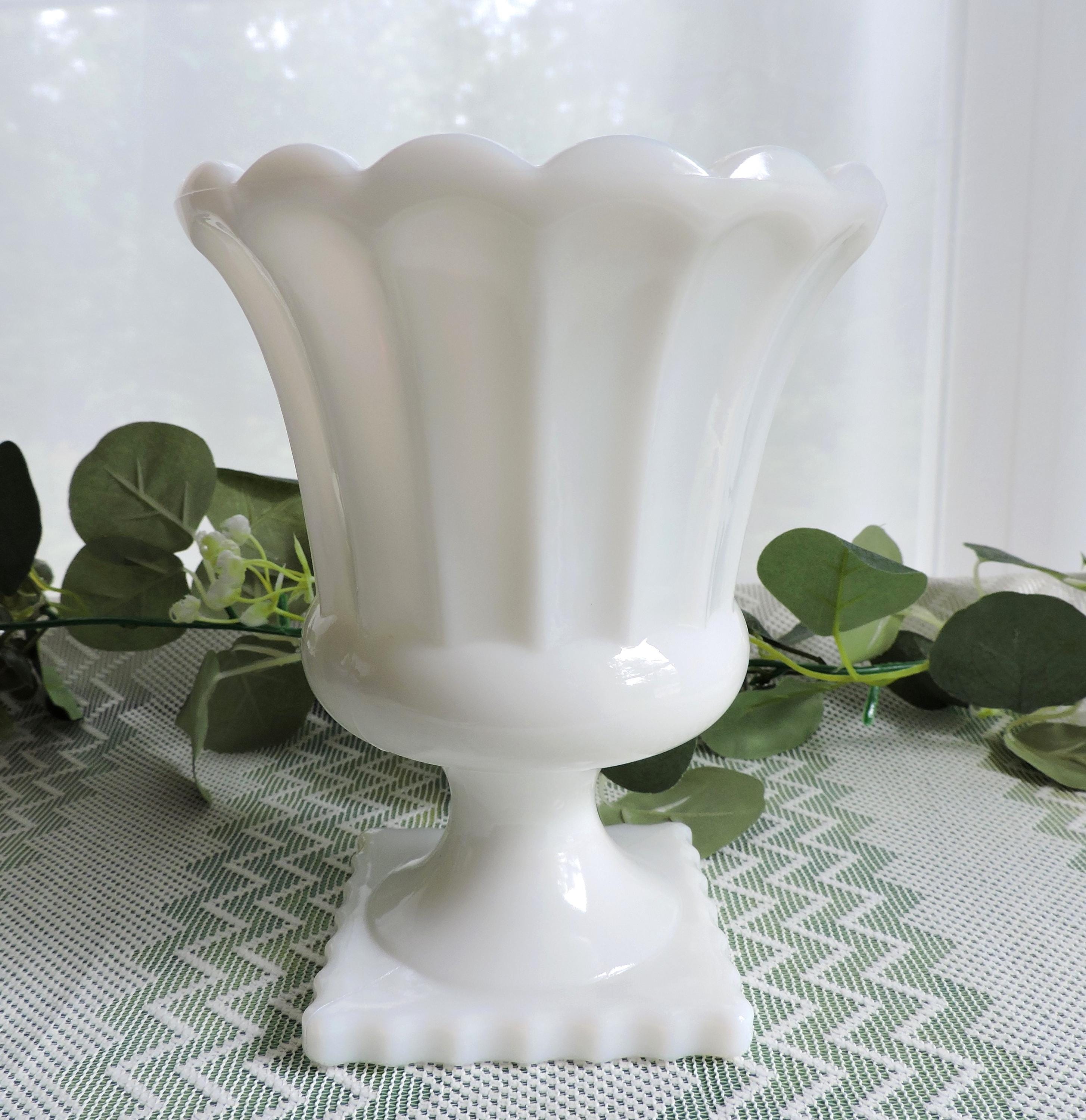 Vintage White Milk Glass Pedestal Flower Planter Vase B12-5
