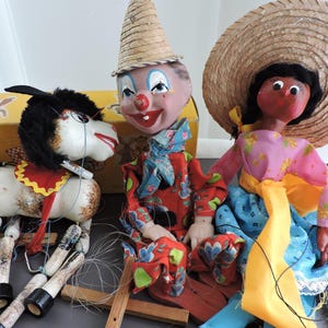 String Puppets, Pony,Clown,Girl B7