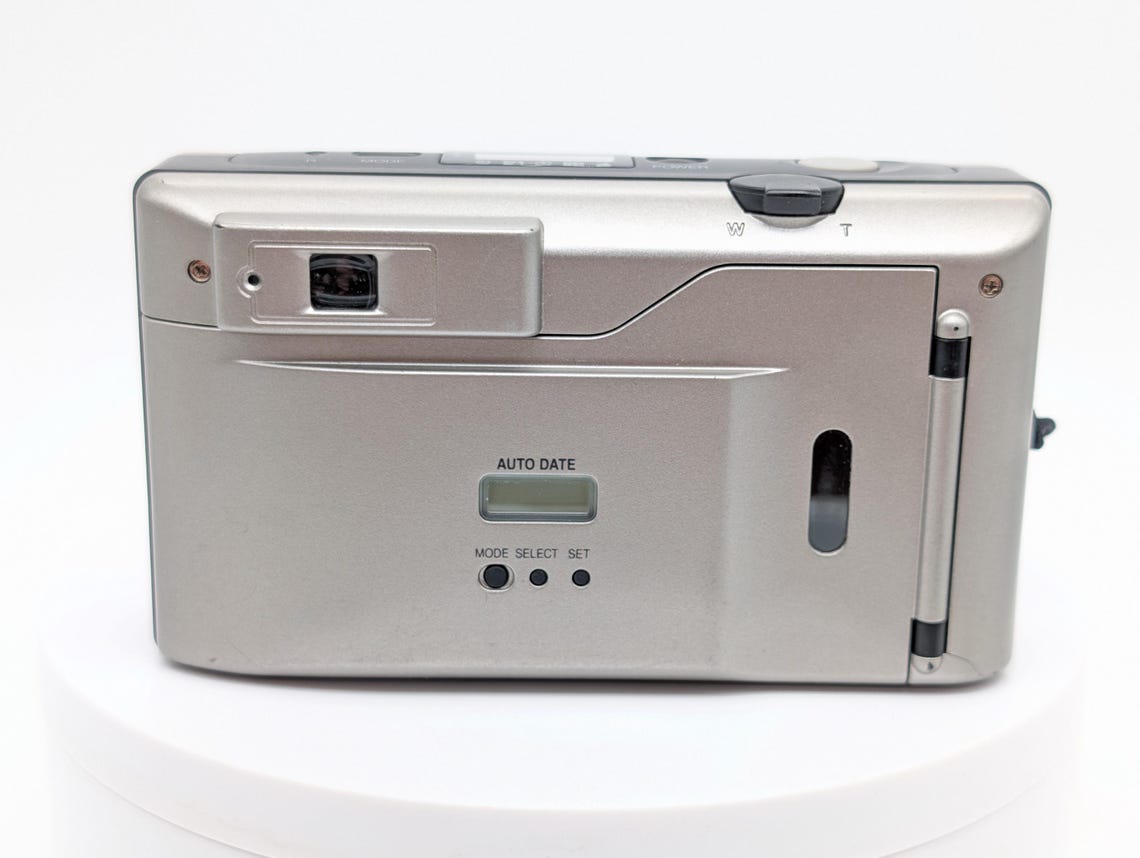 1990s Konica Z-up 110 VP 35mm Point & Shoot Camera | Silver-toned Plastic | 38-110mm Zoom Lens - Vintage Y2K Era Photography, foto 4 di 5