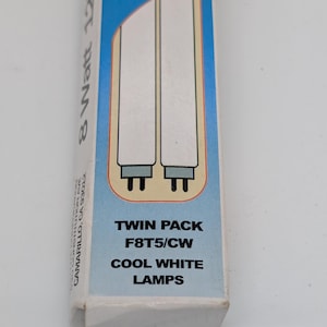 Vintage Thin-Lite F8T5/CW 12-tums lysrörslampor, set med 2 Philips Japan