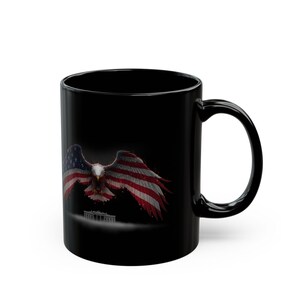 Weißkopfseeadler Kaffeetasse mit Flaggen-Design Bild 5