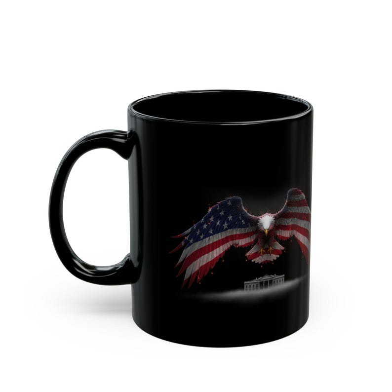 Weißkopfseeadler Kaffeetasse mit Flaggen-Design Bild 8