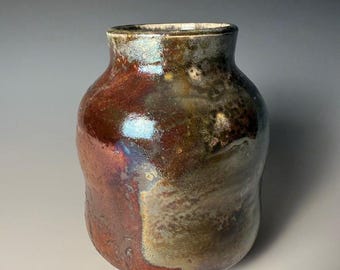 Metallic copper gourd vase