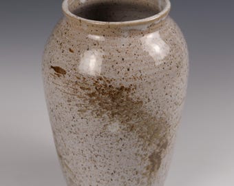 Stoneware vase with sprayed iron decoration
