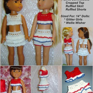 Może przedstawiać: Zestaw ubrań dla lalek wykonanych na szydełku w patriotycznych kolorach czerwonym, białym i niebieskim. Zestaw zawiera krótki top, falbaniastą spódniczkę i falbaniasty szorty. Został zaprojektowany dla lalek o wysokości 35,5 cm, takich jak lalki Glitter Girls i Wellie Wisher.