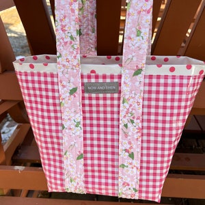 Small pink gingham retro oilcloth tote bag for children and adults. image 1