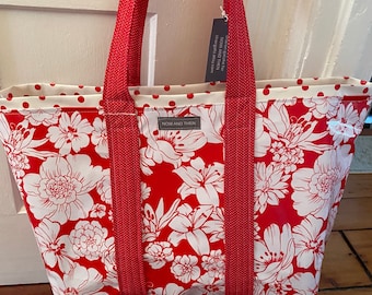 Red-dy or not—-Hawaiian print floral reversible oilcloth tote in red