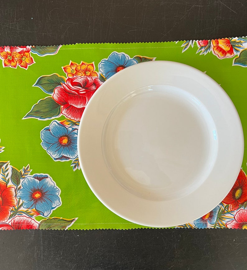 Set of four Senorita and black polka dot reversible oilcloth placemats image 3