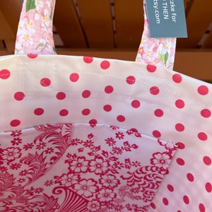 Small pink gingham retro oilcloth tote bag for children and adults. image 3