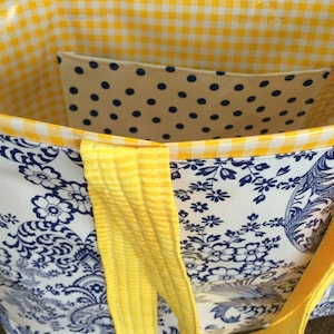 The Monet bag in inky blue toile and sunshine yellow gingham oilcloth image 5