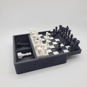 Travel Chess - By CubeIT