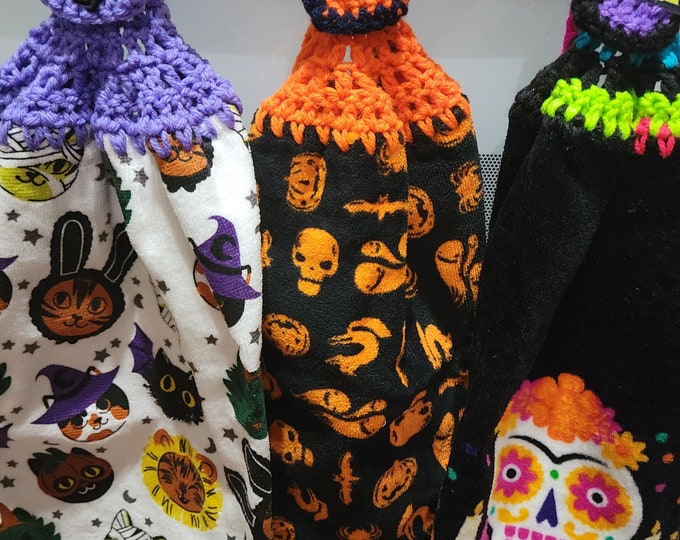 Set of 3 Halloween Inspired Crochet Kitchen Hand Towels (2)