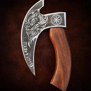 Handmade Pizza Axe - Unique Pizza Cutter Tool for Kitchen & Gifting Rustic Design and Sharp Blade - Anniversary Gift - Birthday gift