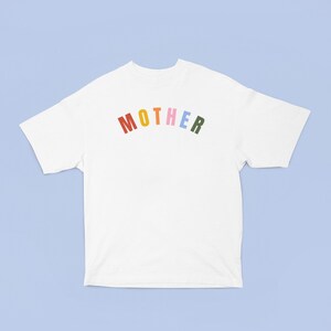 Mutter, Muttertags-T-Shirt, glücklicher Muttertag, Muttergeschenk, Muttertags-Shirt, glücklicher Muttertag-T-Stück, Mama Farben, Muttertagsgeschenk