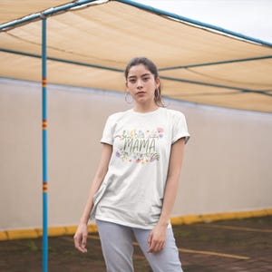 Blumen Mama T-Shirt, glücklicher Muttertag Shirt, Mutter Geschenk, Muttertag Shirt, glücklicher Muttertag T-Shirt, Blumen Mama, Mama Wildblume,