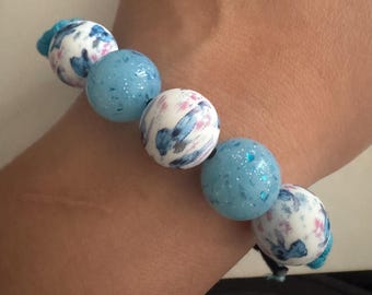 Pulsera de cuentas con puntada
