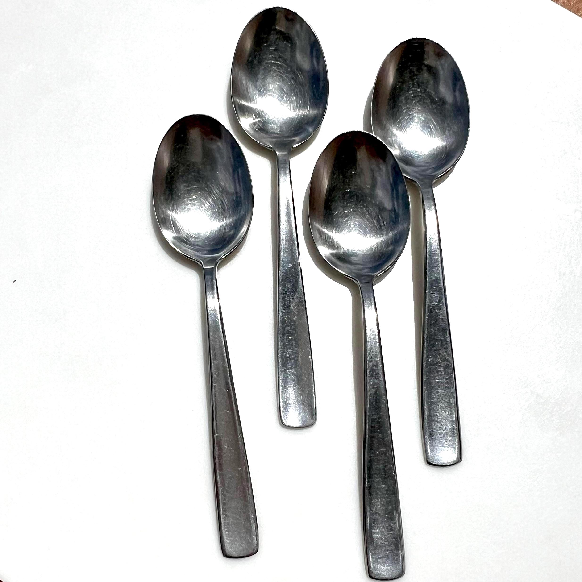 GENSE 18-8ステンレス コーン型調味料シェーカー3個 GENSE 18-8ステンレス コーン型調味料シェーカー3個