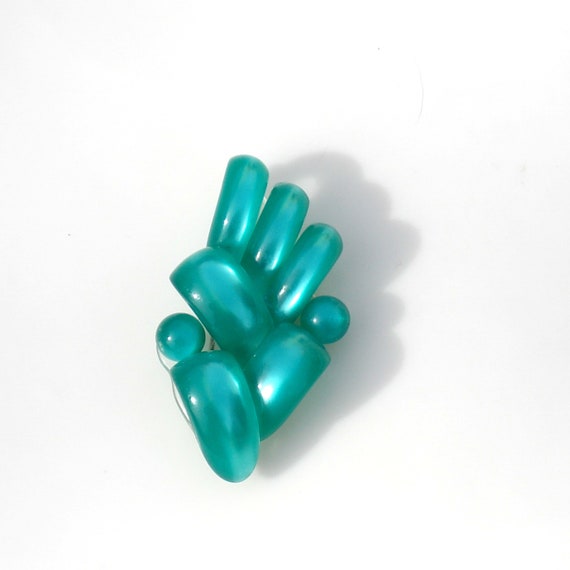 Modernist Green Lucite Brooch - 1940s / Abstract - image 8
