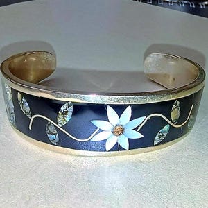 Vintage Mexican Alpaca Silver Cuff Bracelet – Abalone Shell, Mother of Pearl Flower, Resin Inlay