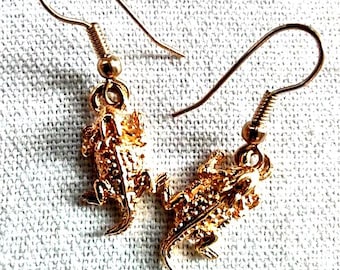 Horned Lizard Dangle Earrings--Gold Tone Charms--Phrynosoma--"Horny Toad"--Reptile Lover Lizard Owner Gift--Vintage Find