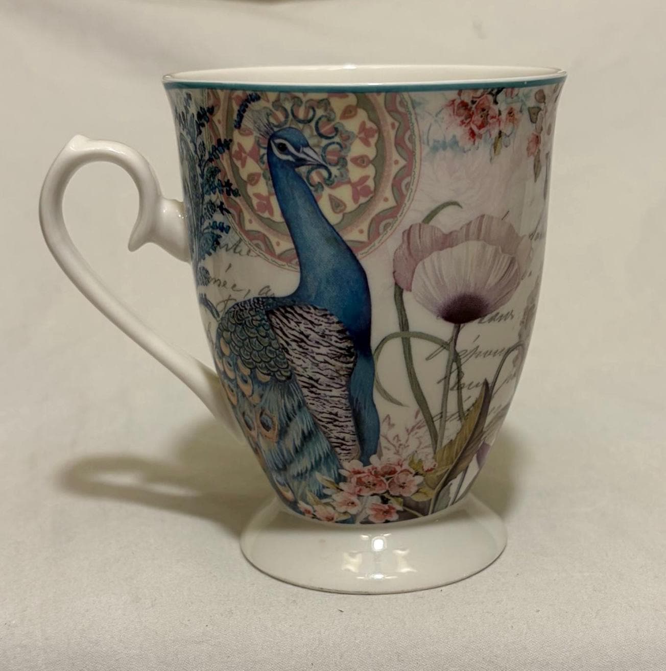 Tasse De Noël En Porcelaine Summer River Avec Sa Boîte - D'occasion, Multicolore