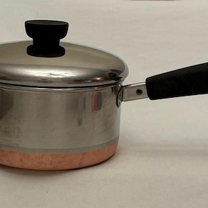 Revere Ware 1801 Copper Clad Bottom 1-1/2 Qt Saucepan W/Lid Stainless Steel VINTAGE