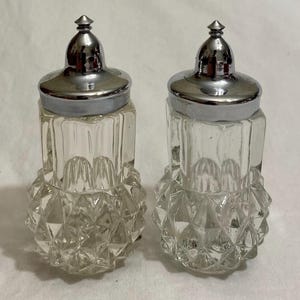 Indiana Glass Diamond Point Crystal Salt & Pepper Shakers Silver Top VINTAGE EUC
