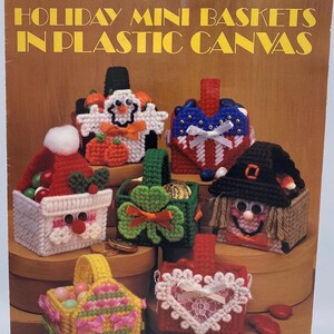 Ulotka z płótna plastikowego autorstwa Sandy & Honey „Holiday Mini Baskets” 1993