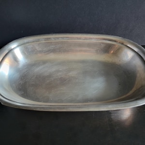 Vintage Reed & Barton &quot;Mayflower&quot; Silver-plate Oval Tray or Dish, Elegant Serving Bowl, Nut Dish, Fruit Plate, Fancy Notched Edge. 10.75&quot;