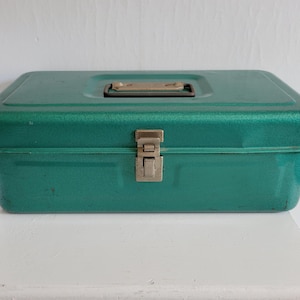 Vintage Green Metal Tool Box - Etsy