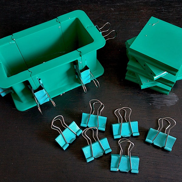 Mold Framing Kit - Adjustable Corner and Side Pieces and Clips for Silicone and Rubber Mold Making