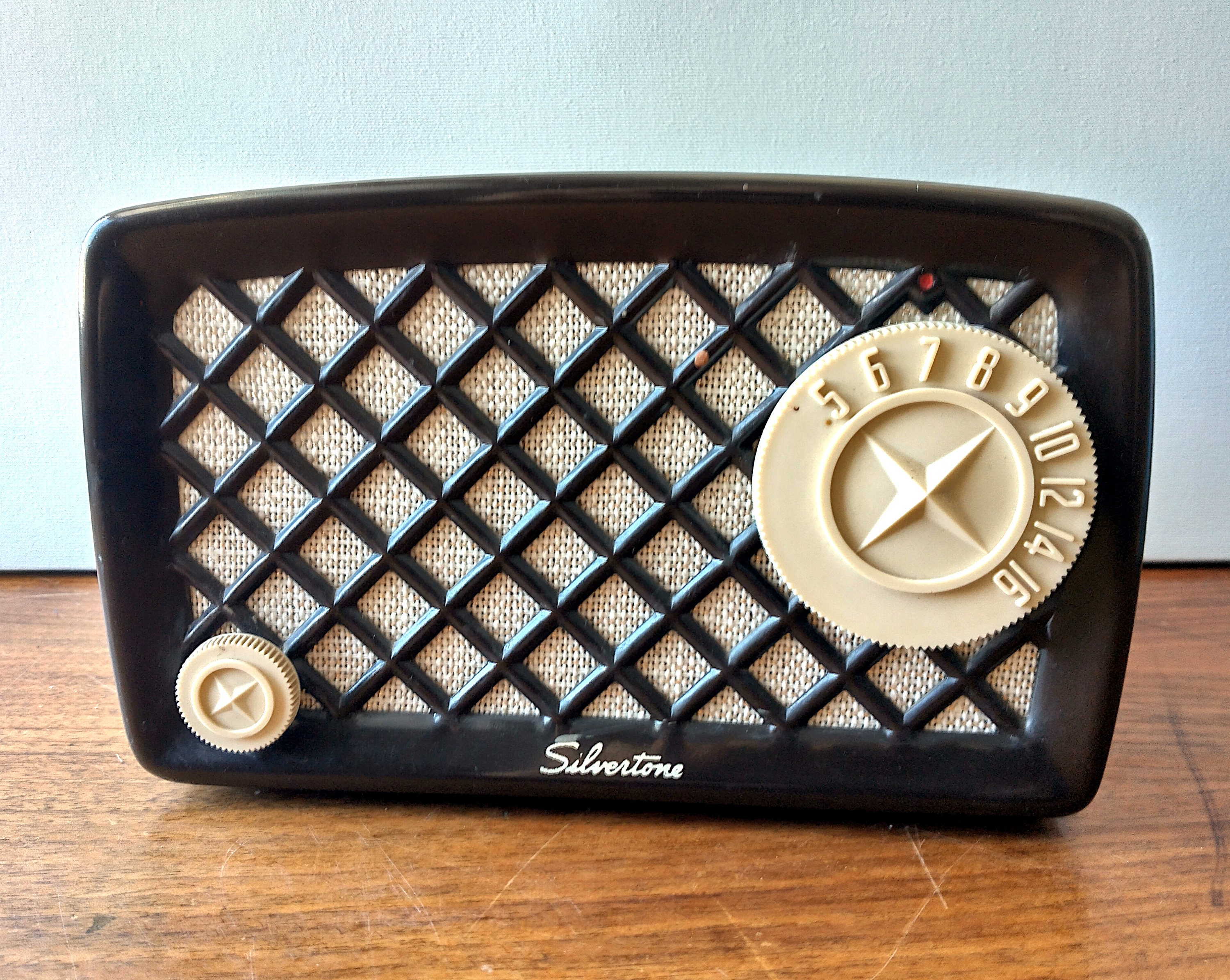 Silvertone Tube Radio Working (BS) Silvertone Tube Radio Working (BS)