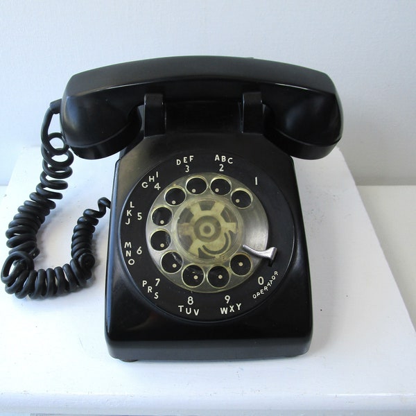 Vintage Rotary Desktop Telephone - Black
