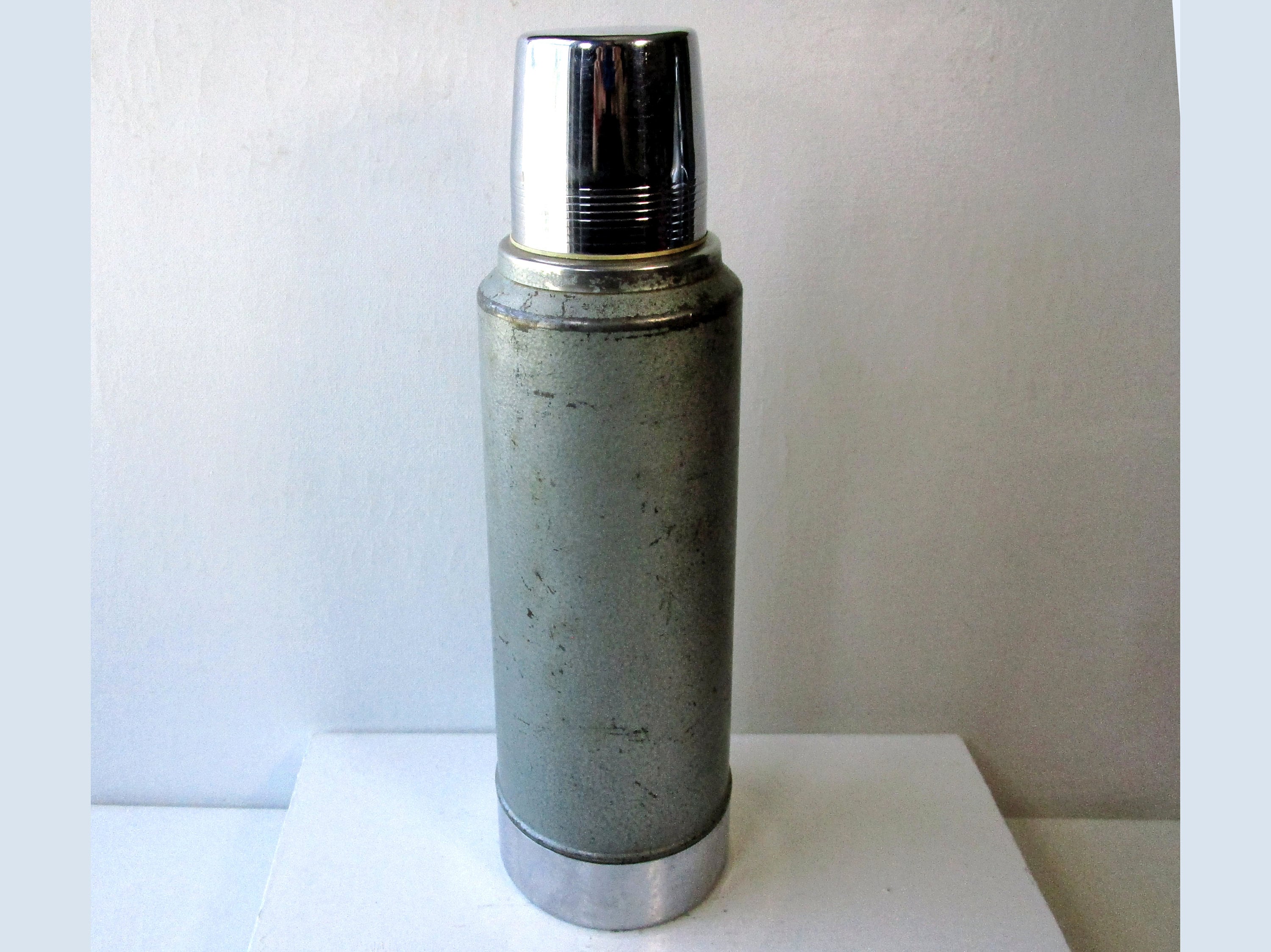 Vintage Stanley Aladdin Thermos, Metal Thermos, One Quart, Made in