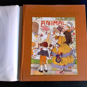 Family Treasury of Classic Tales: Nursery Rhymes - Vintage Illustrated Hardcover Children&#39;s Book - Wonderful Vintage Color Illustrations