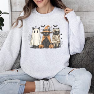 Retro Black Cat Witch Scary Halloween Pumpkin Sweatshirt , Spooky Autumn Hoodie,Ghost Bat Cat Lover Gift,Fall Cozy Shirt,Cozy Season