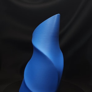 The Quiet Spiral Vase
