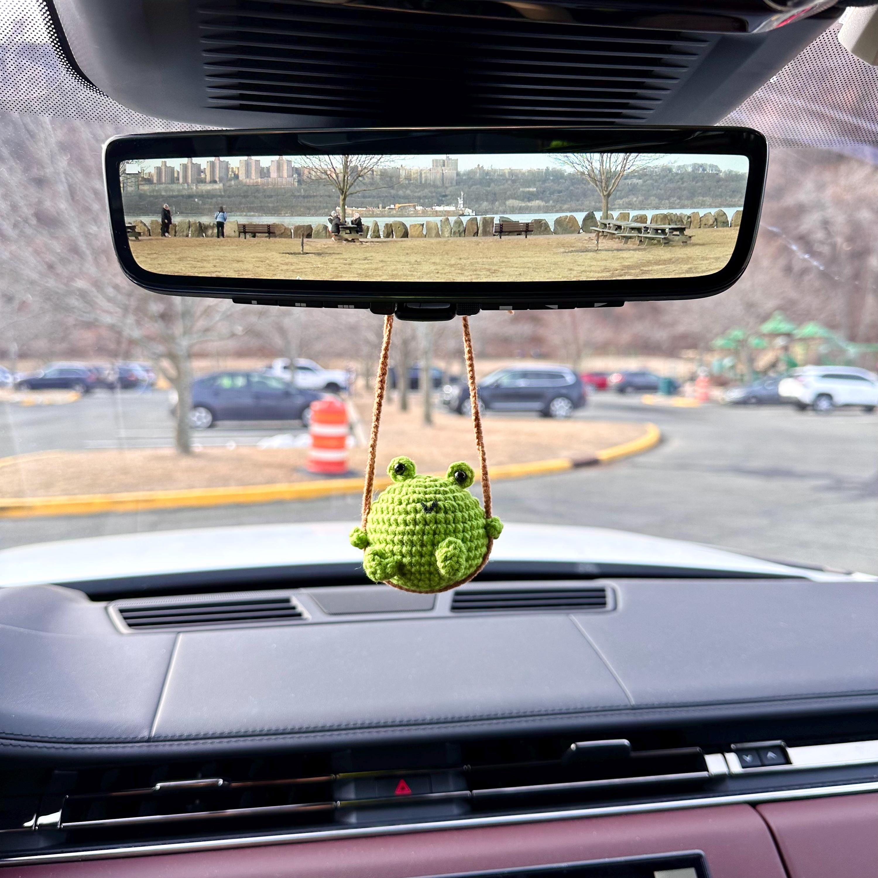 Cute Swinging Frog Car Mirror Hanging Accessories, Crochet Frog Ornaments, New Car Gift Idea