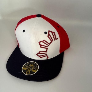 Philippines Filipino Red/White/Black Brim islands Puff Stitched 3 stars and sun Rare snapback Hat