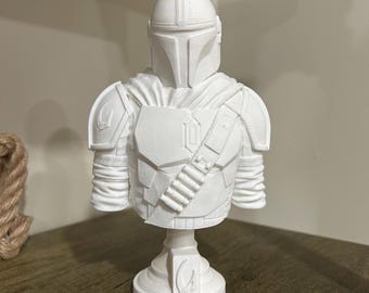 3D Printed Mandalorian Bust, Star Wars Decor