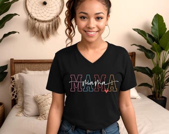 Personalisiertes MAMA Shirt | Mama T-Shirt | Geschenk für Mütter | Geschenkidee zum Muttertag | Niedliches Mama Graphic Tee | Neues Mama-Shirt | Baby-Dusche-Geschenk