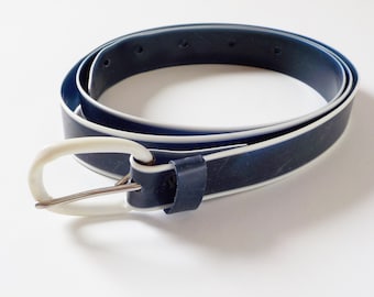 Vintage 1950s 60s Blue with White Stripe White Buckle Narrow Plastic Ladies Belt